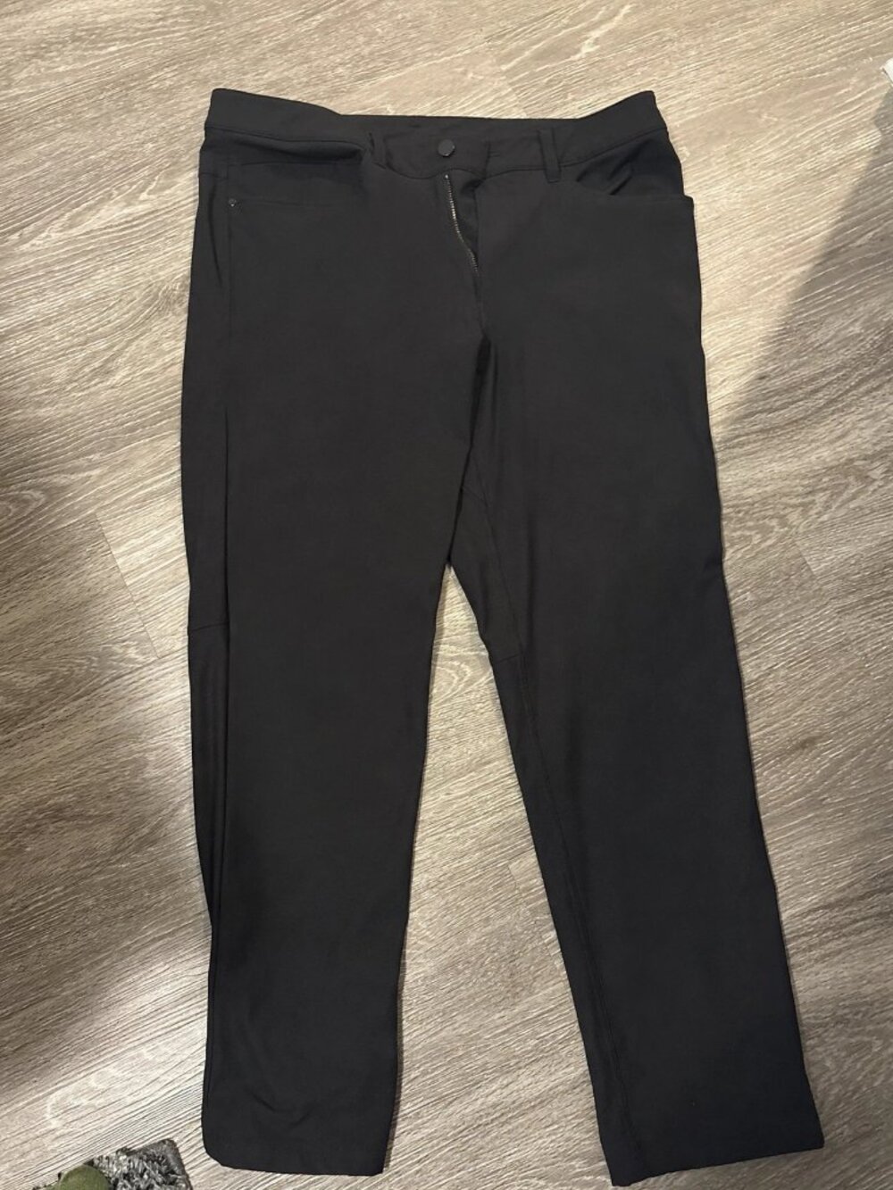 Lululemon Men's Black Pants Size 34